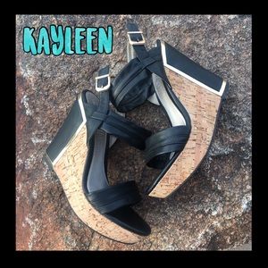 Kathleen cork wedges  black & gold. Trendy & comfy